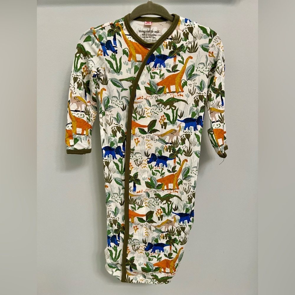 EUC Magnetic Me ‘Raptor Round Your Finger’ modal gown, Sz NB-3 Months